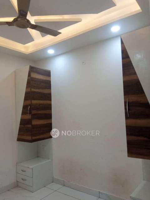 2 BHK Flat In Shri Radha Kr...