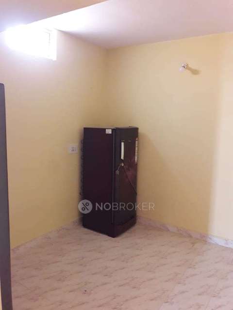 2 BHK Flat for Rent  In Mot...