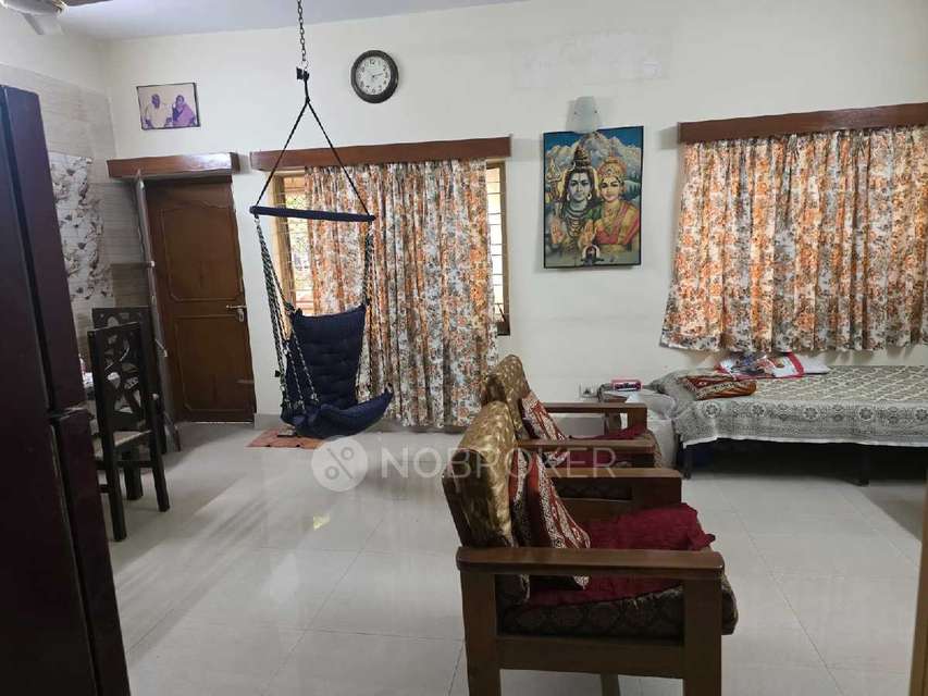 2 BHK Flat In Kadam Towers ...