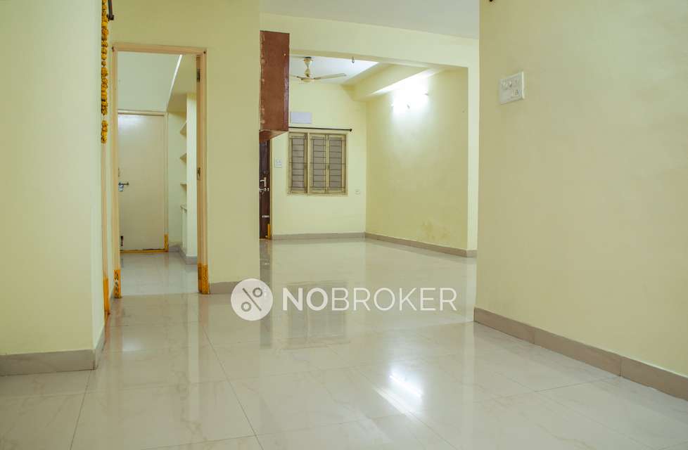 3 BHK Flat In Syams Royal A...