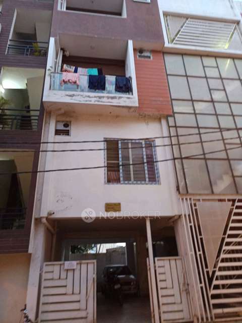 1RK in RT Nagar