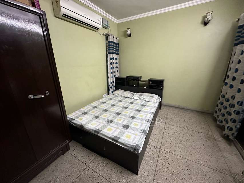 1 BHK Villa In Shivalik Apa...