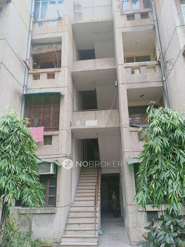 2 BHK Flat In Rail Vihar, V...