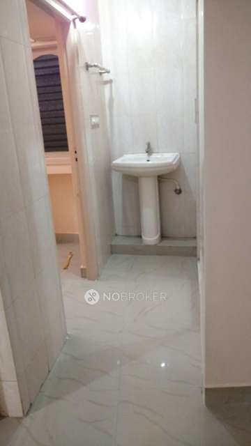 2 BHK Flat In Standalone Bu...