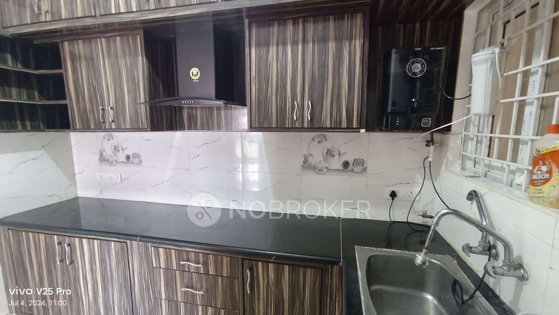 2 BHK Flat In Vaishno Silve...
