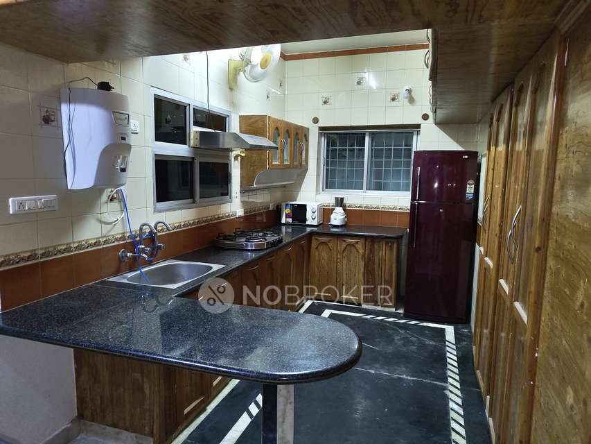 2 BHK Flat for Rent  In Mar...