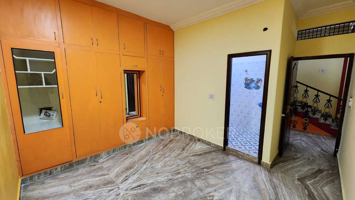 2 BHK House for Rent  In Ra...