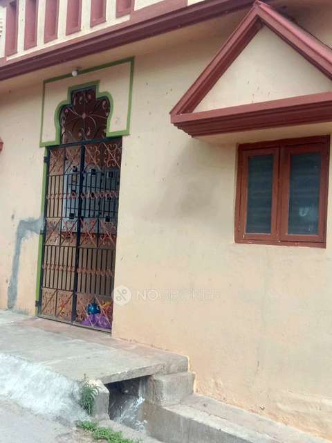 1 RK House for Rent  In Mad...