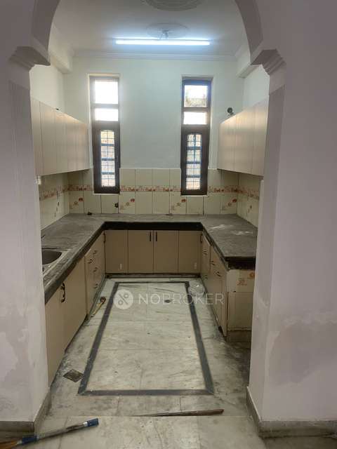 4 BHK Flat for Rent  In Har...