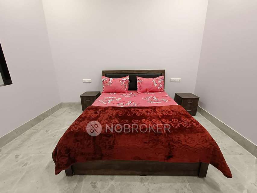 4 BHK Villa In Royal Palms ...