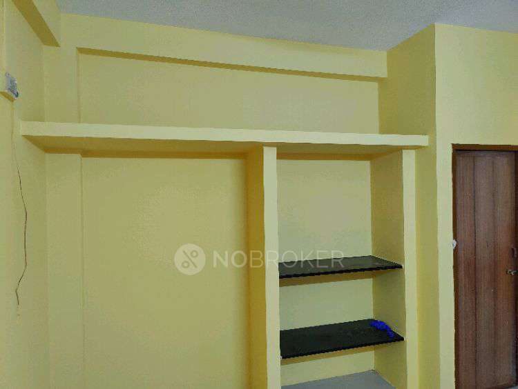 2 BHK Flat In Yamuna Flat f...