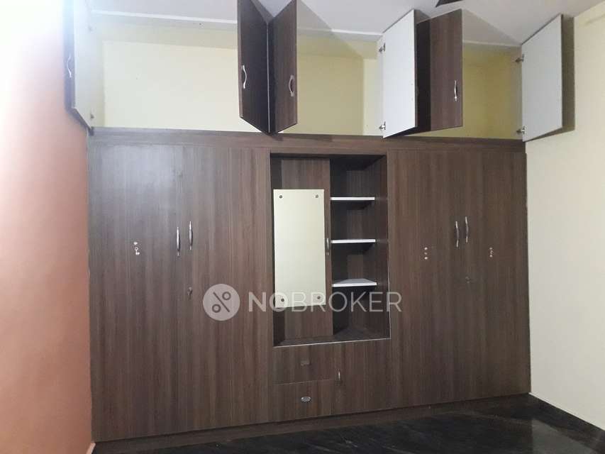 1 BHK House for Lease  In E...