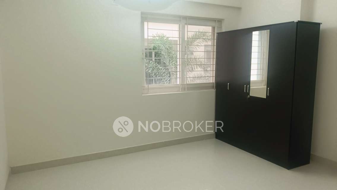 3 BHK Flat In Amrutha Plati...