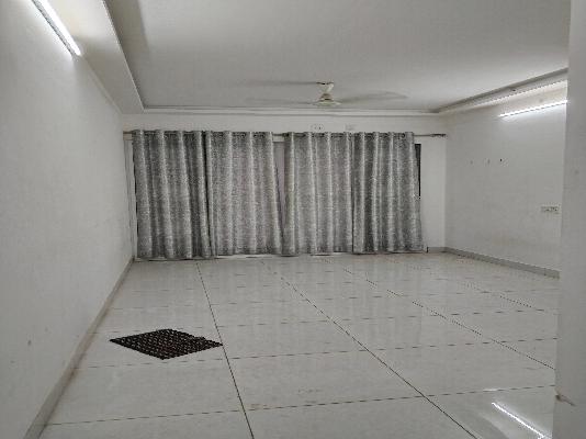 2 BHK Flat In Global Lifest...