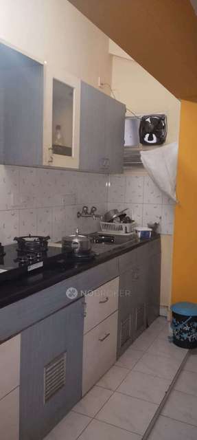 1 RK Flat In Shriram Spurth...