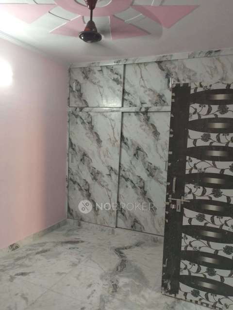 1 BHK Flat for Rent  In Pas...