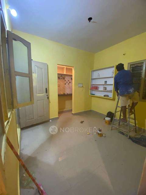 1 BHK House for Lease  In 8...