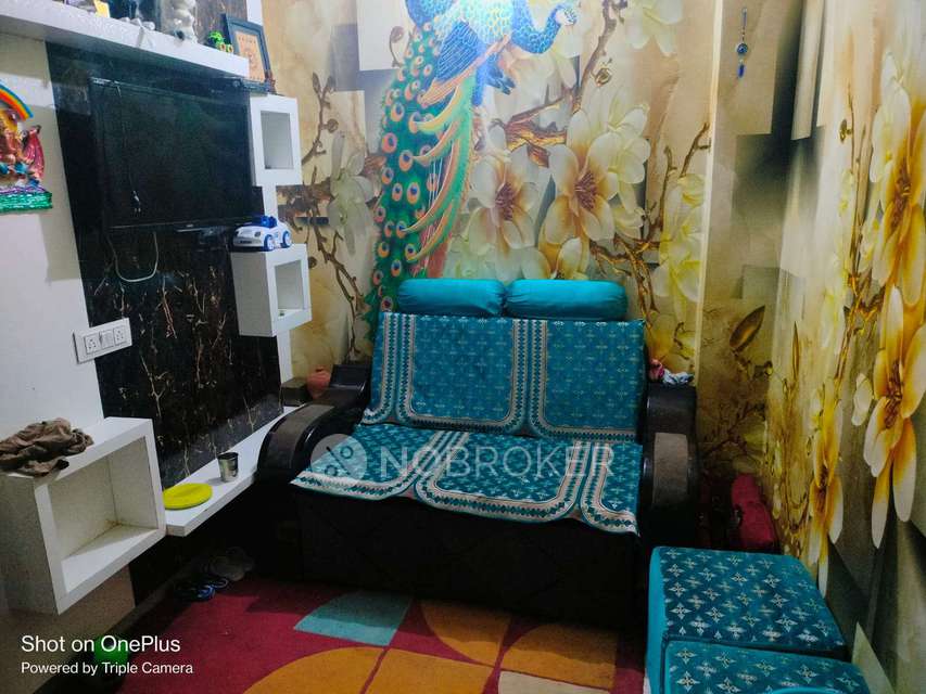 2 BHK Flat In Rwa Ns Block ...