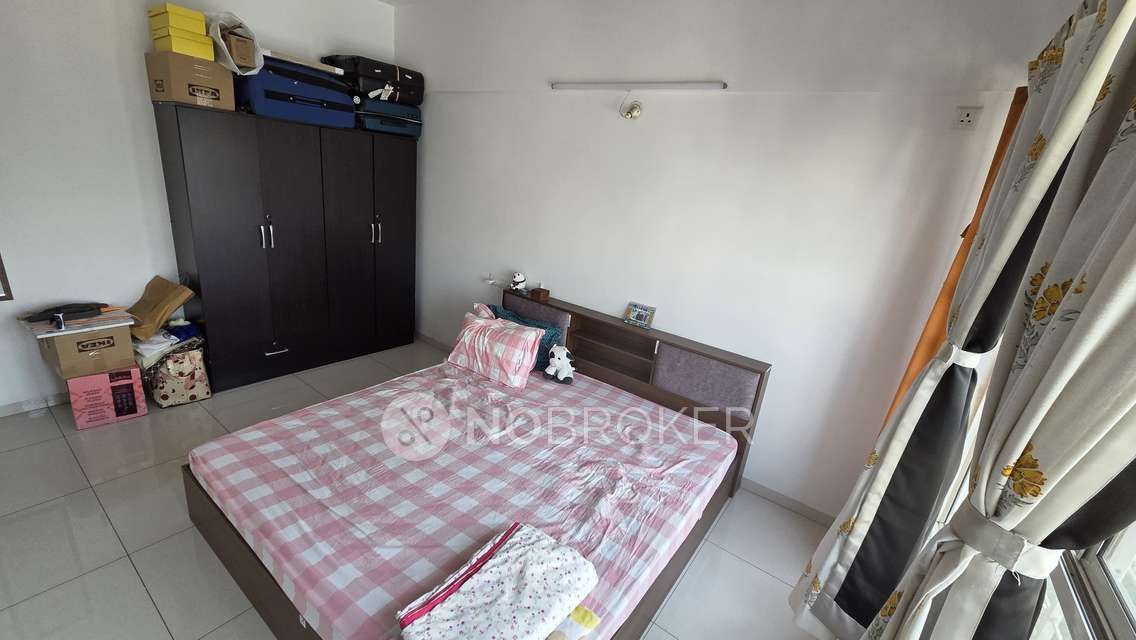 2 BHK Flat In City Avenue F...