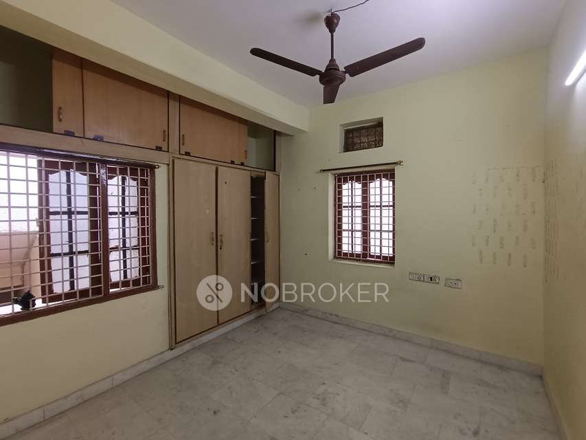 2 BHK Flat In Standalone Bu...