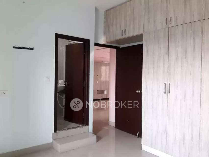 3 BHK Flat In Splendid Skyl...