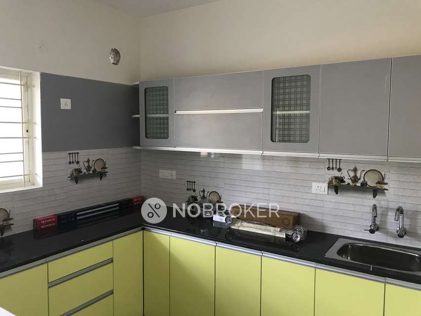 2 BHK Flat In Mighty Meadow...