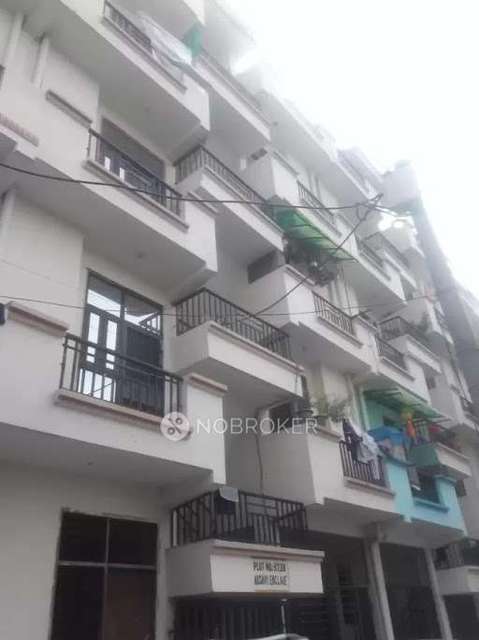 2 BHK Flat In Jain Society ...