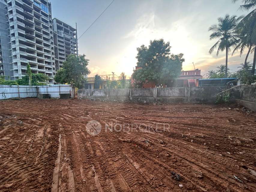 Plot For Sale  In Sholingan...