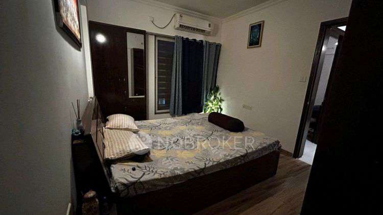 2 BHK Flat In Gk Aarcon for...