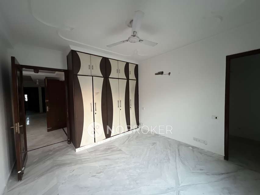 4+ BHK House for Rent  In E...