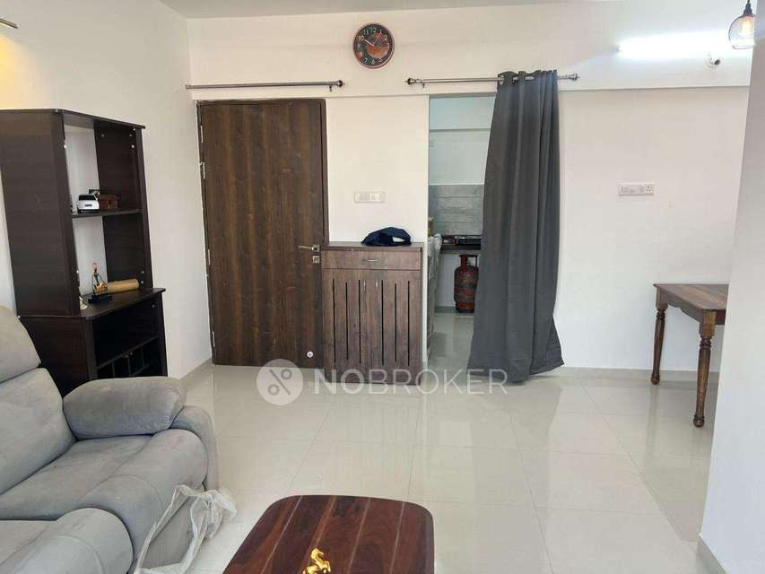 2 BHK Flat In Roshan Milest...