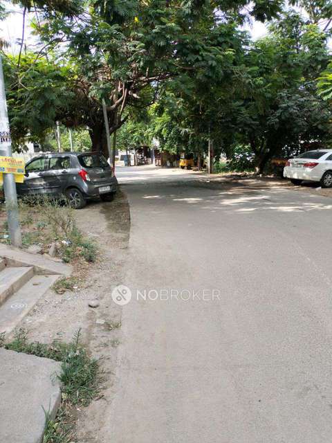 1 BHK Flat In Standalone Bu...