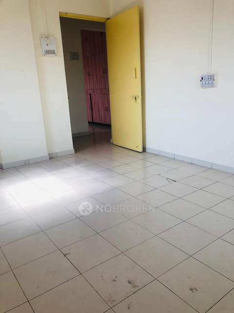 2 BHK Flat In Ds Sarita Kun...
