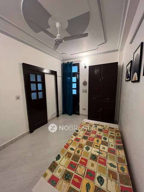 1 RK Flat In Standalonebuil...