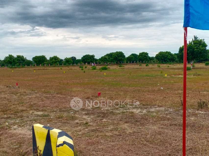 Plot For Sale  In Rahaa Cit...