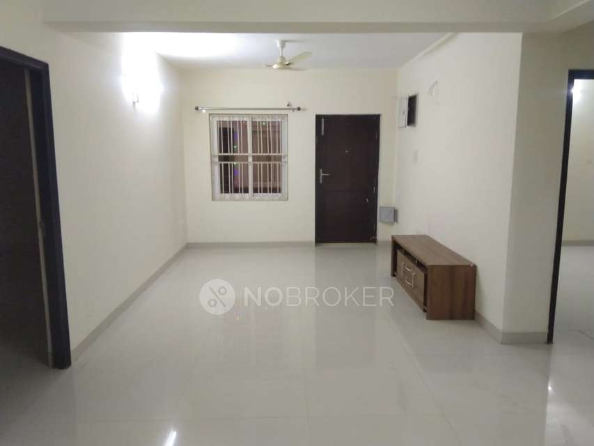 3 BHK Flat In Aditya Silico...