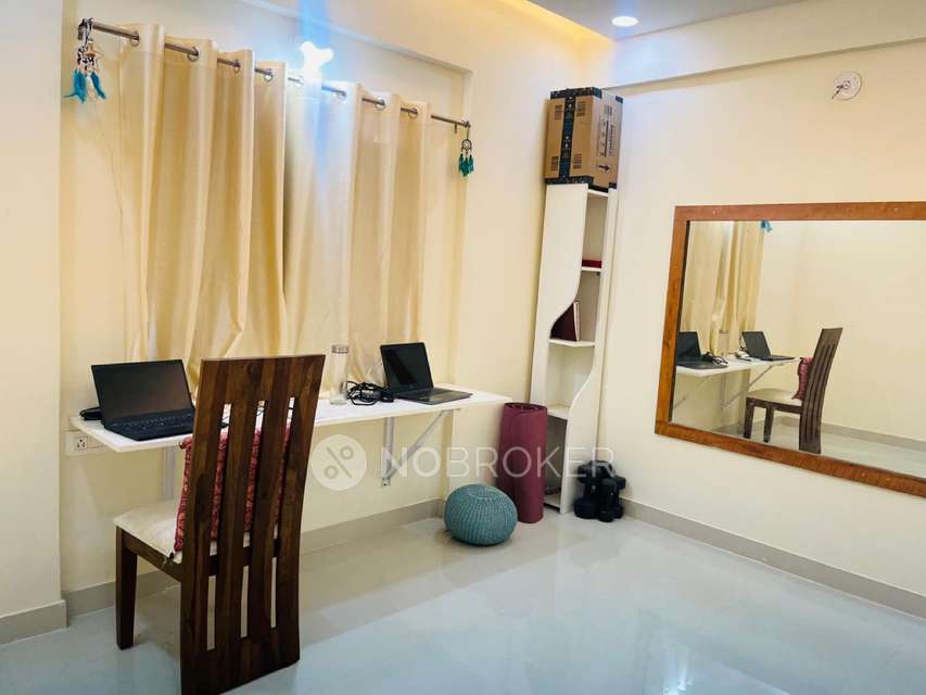 2 BHK Flat In Sv Sarovar fo...