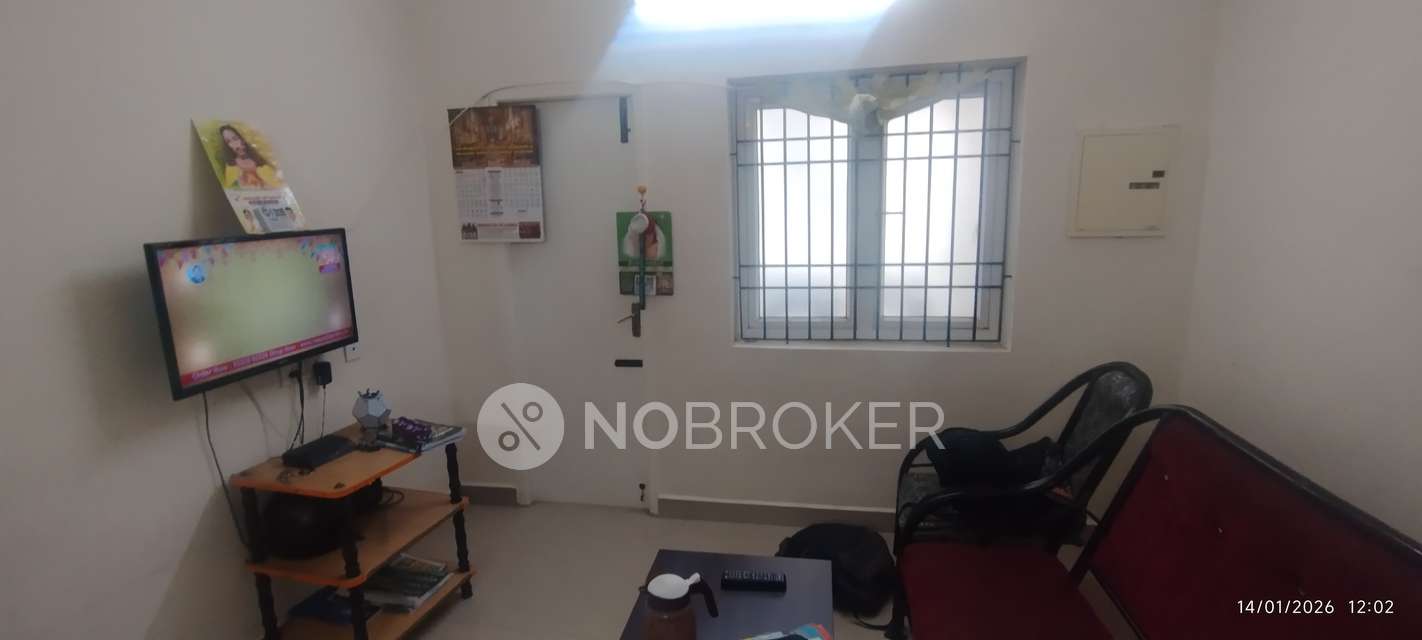 2 BHK Flat In Pinnacle  Apa...