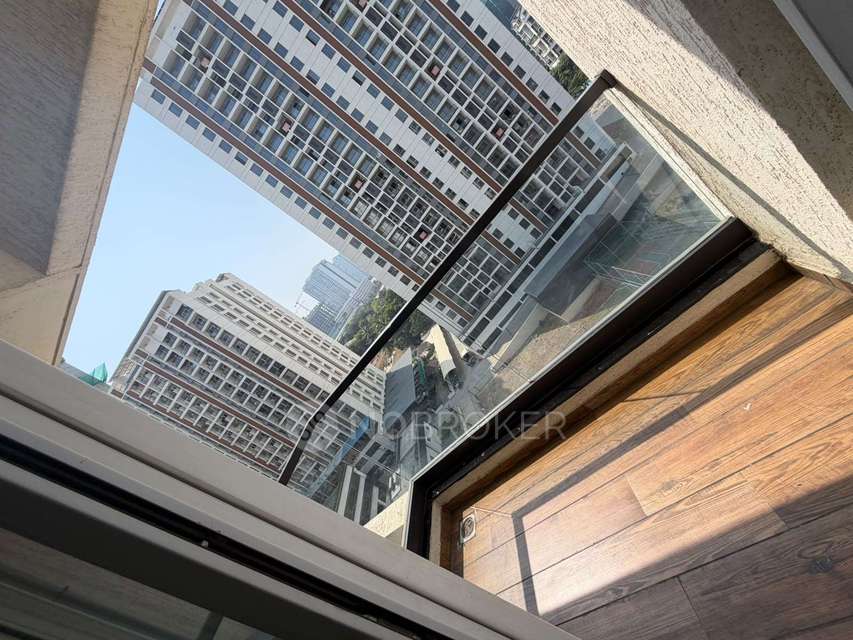 3 BHK Flat In Majestique To...