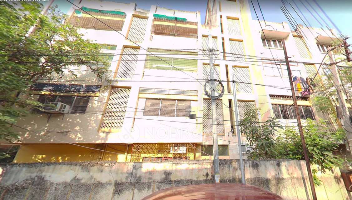 2 BHK Flat In Aashiana Apar...