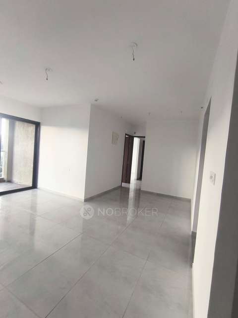 3 BHK Flat In Mantra Mirari...