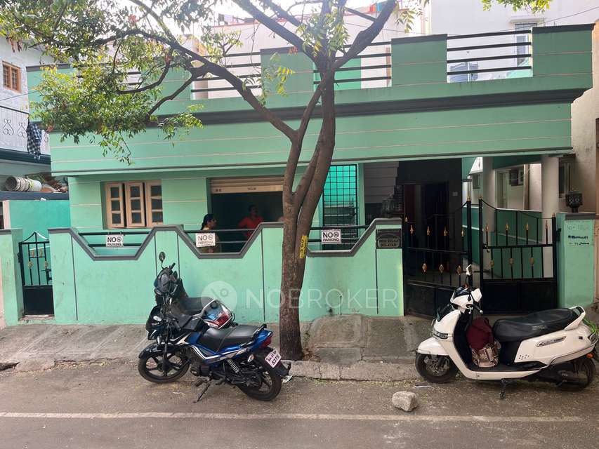 2 BHK House for Rent  In De...