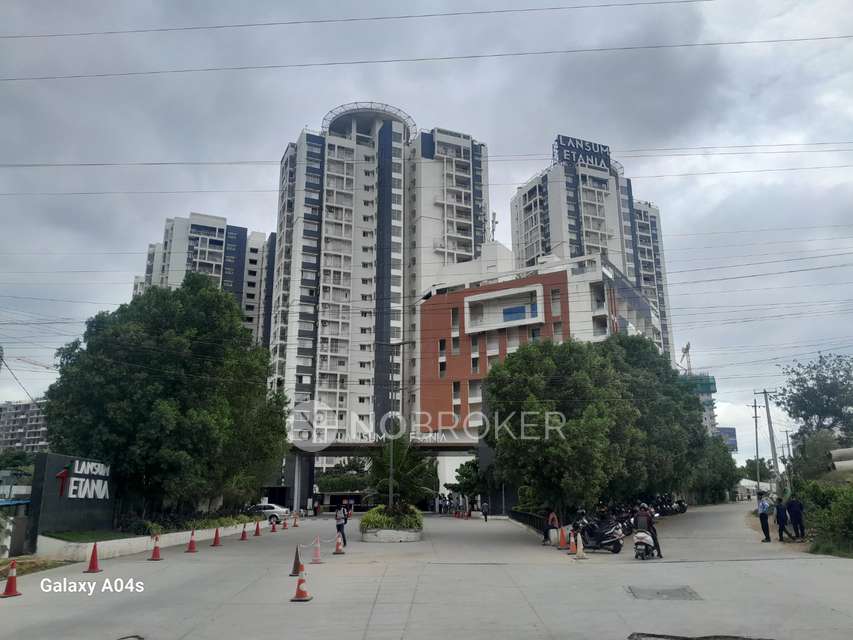 4 BHK Flat In Lansum Etania...