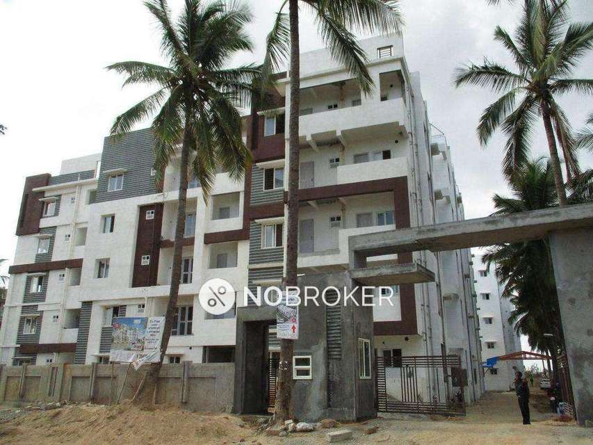 2 BHK Flat In Samruddhi Upl...