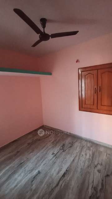 2 BHK Flat for Rent  In Ban...