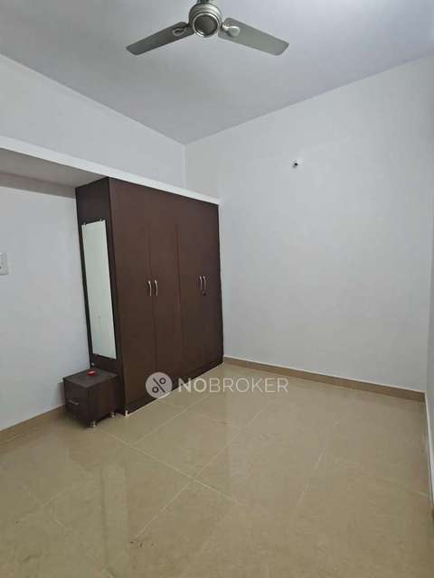 1 BHK Flat In Apartment for...