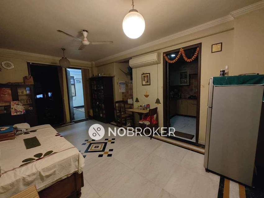 4 BHK Flat In Singhals For ...