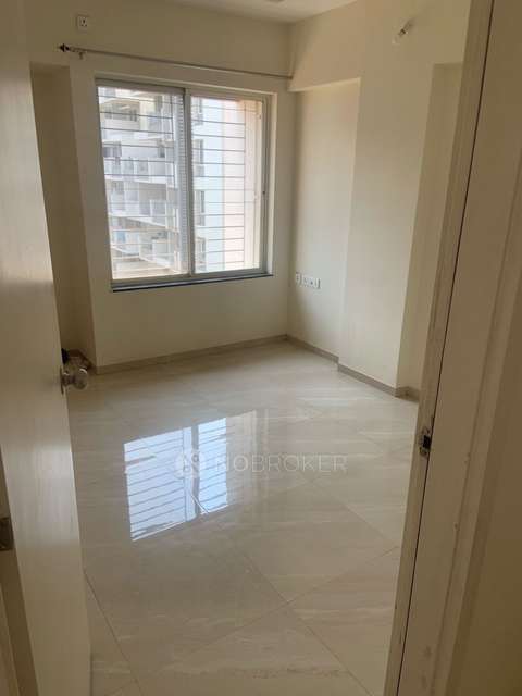 2 BHK Flat In Malkani Bon V...