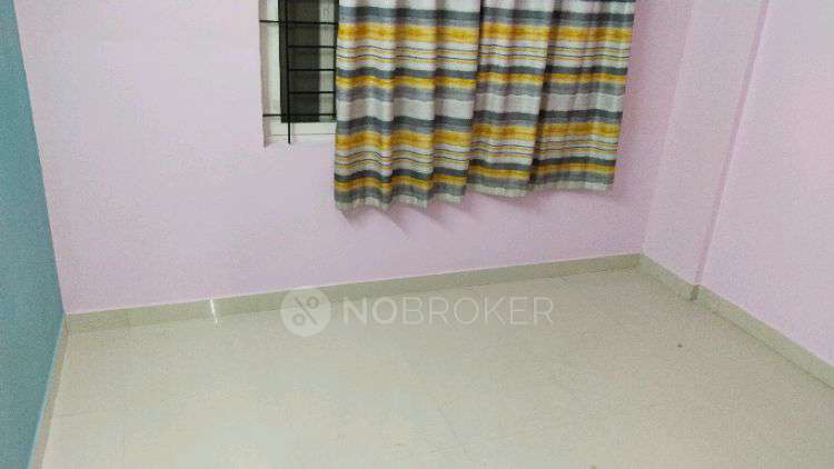 2 BHK Flat In Sgm Petals  f...