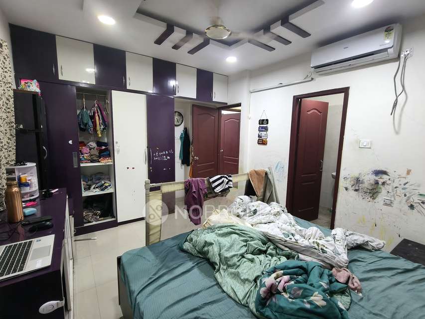 3 BHK Flat In Jains Carlton...